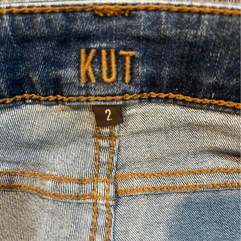 Kut from the Kloth Toothpick‎ Skinny High-rise Classic Blue Denim Jeans. Size 2.